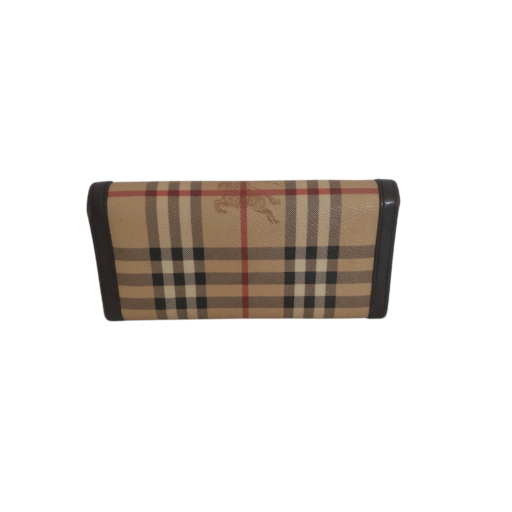 Burberry Signature Haymarket Check Large Travel Wallet | Pre Loved |