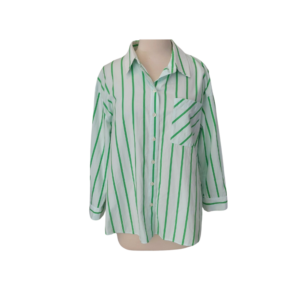 IPEKYOL White & Green Striped Button Down Shirt | Gently Used |