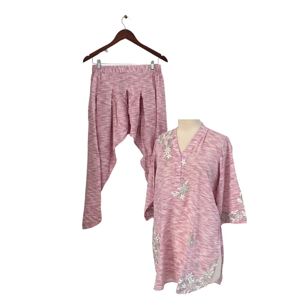 Riffat Aliani Pink & White Floral Motif Co-Ord Set | Pre Loved |