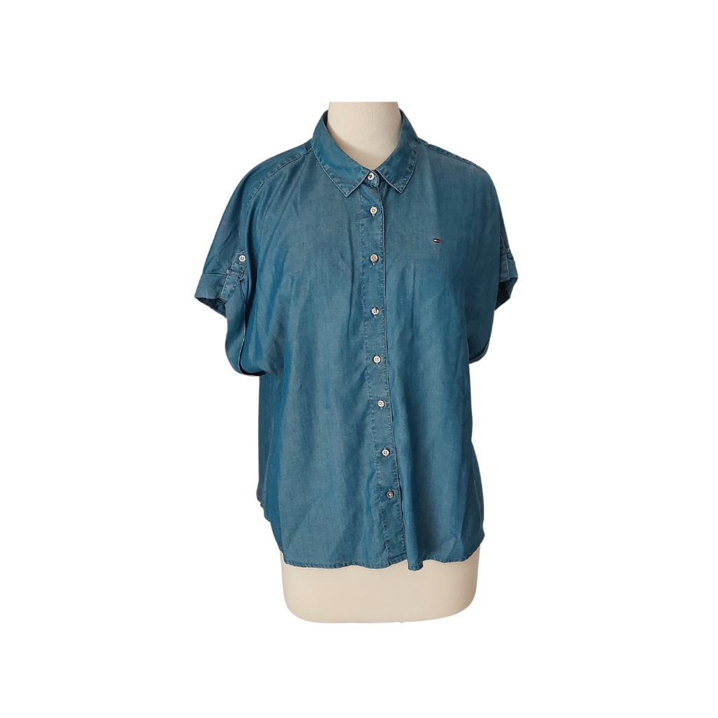 Tommy Hilfiger Blue Soft Denim Button Down Shirt | Like New |