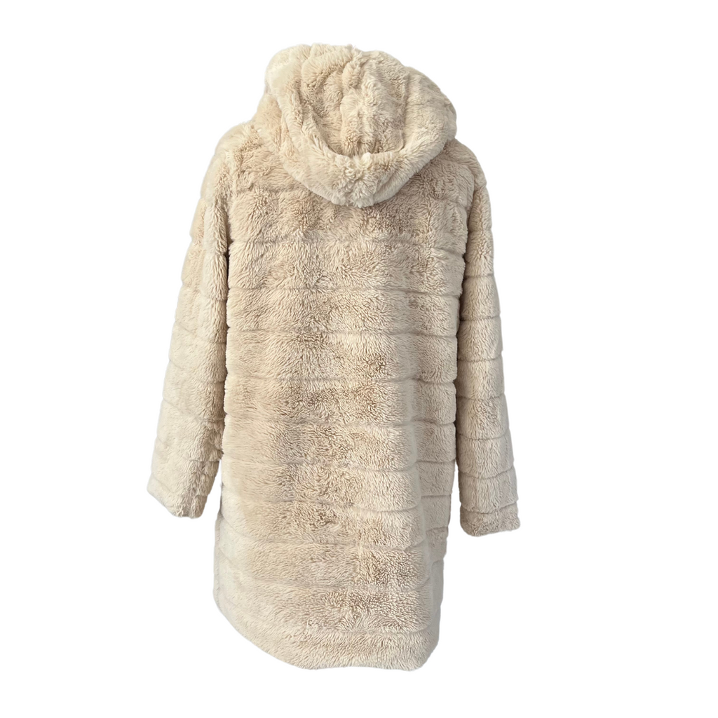 AMISU Cream Faux Fur Winter Coat | Gently Used |