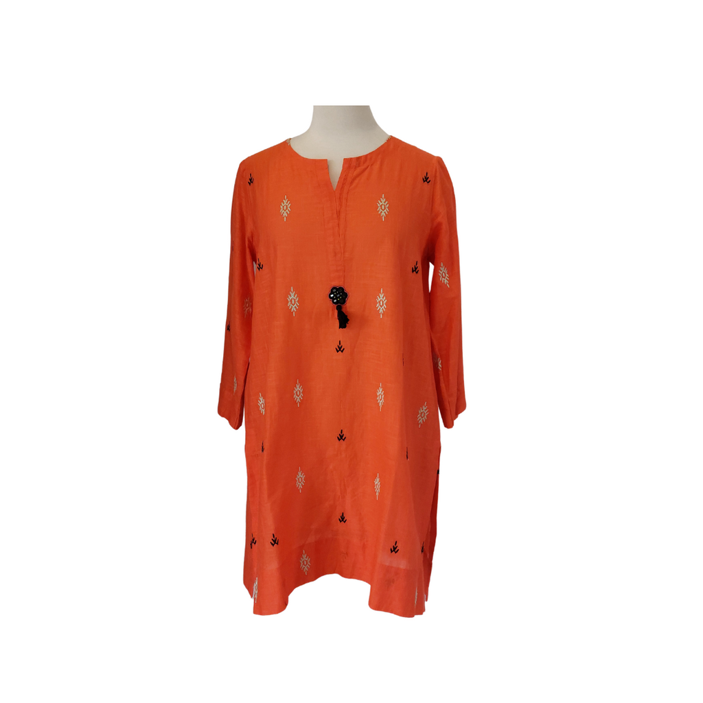 Hira Sardar Orange Thread Embroidered Kurta | Pre Loved |