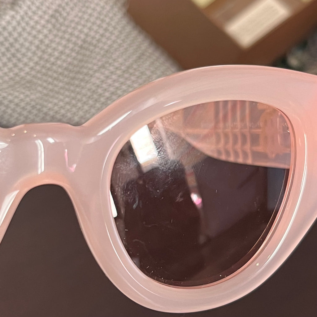 Burberry Light Pink MEADOW B 4390 4060/5 Sunglasses | Gently Used |