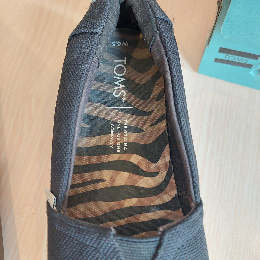 TOMS Black Heavy Canvas ALPARGATA Slip-on Shoes | Pre Loved |