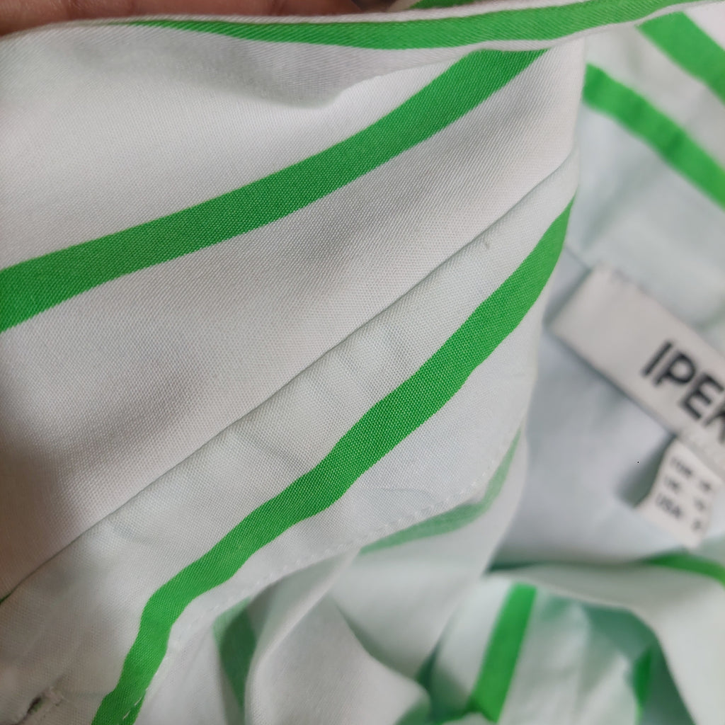 IPEKYOL White & Green Striped Button Down Shirt | Gently Used |