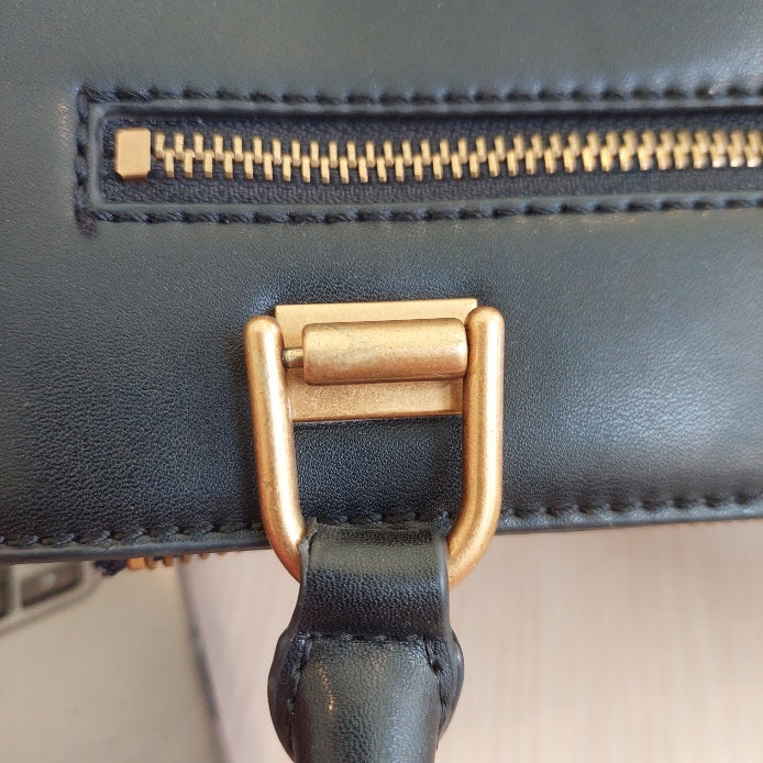 Guess Black Alva Girlfriend Satchel Bag | Pre Loved |