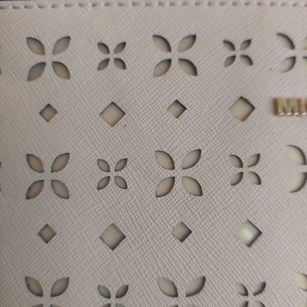 Michael Kors Beige Large Laser-cut Leather Clutch | Pre Loved |