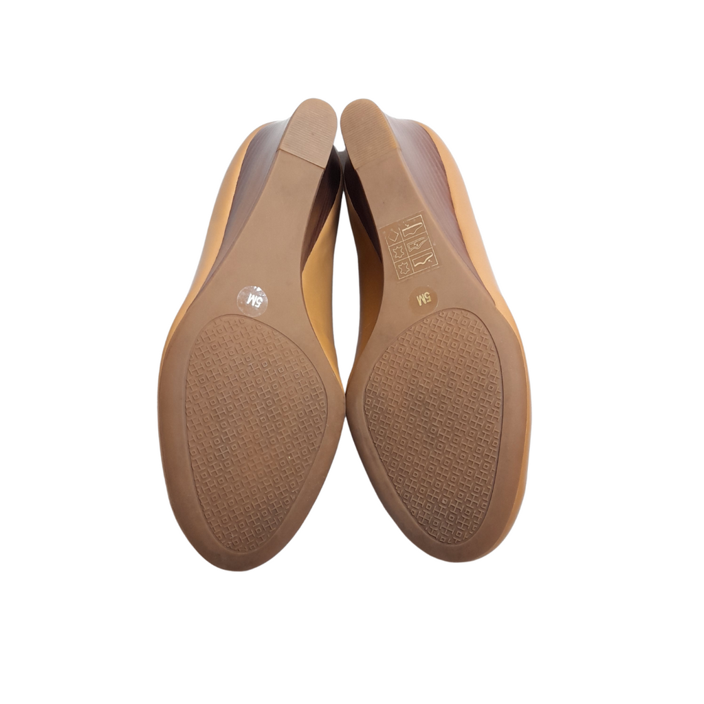 Tory Burch Tan Lowell Wedges | Brand New |