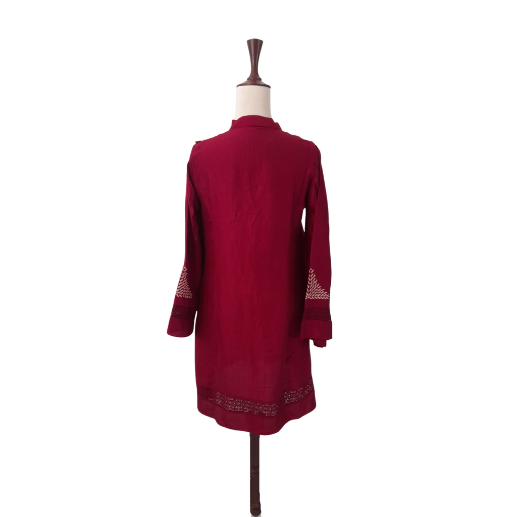 Sania Maskatiya Maroon Silk Kurta with Pants | Pre Loved |