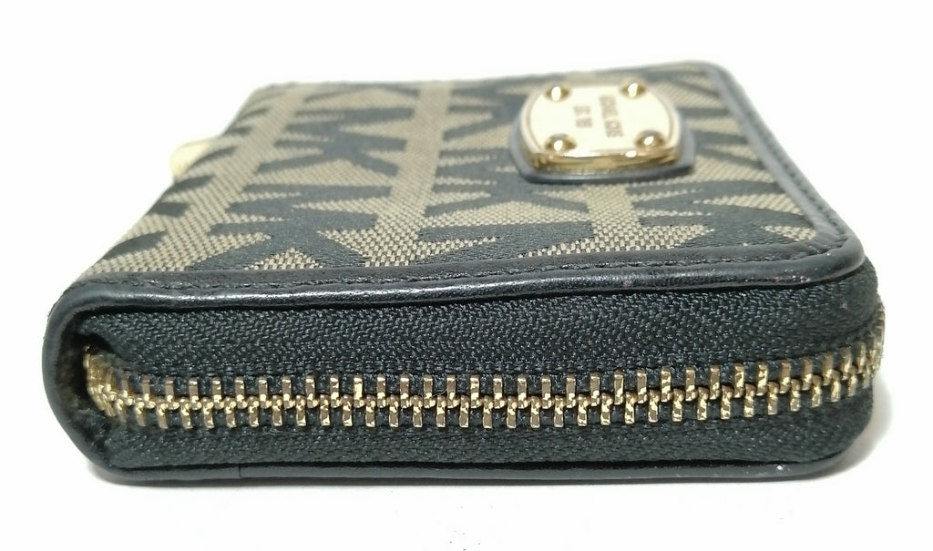 Michael Kors Monogram Bi-fold Wallet 