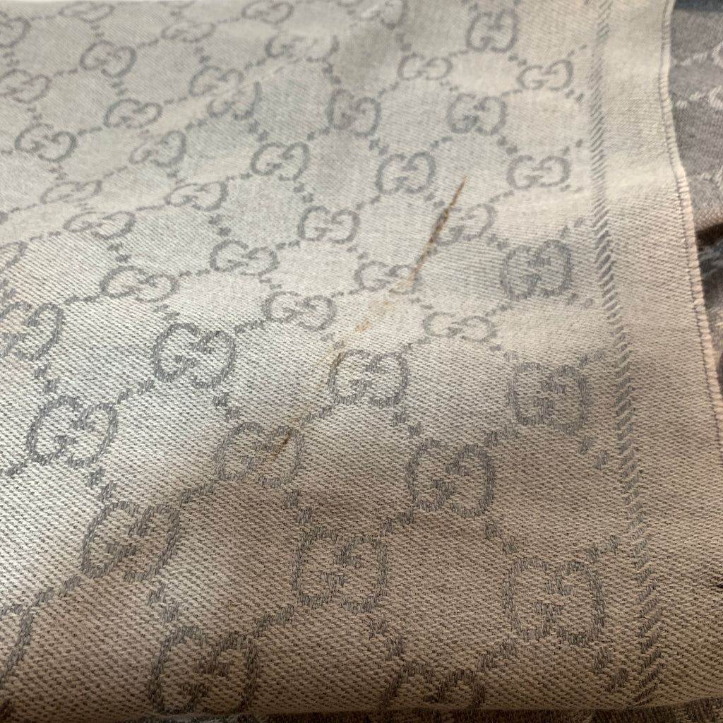 Gucci Grey Monogram Wool Scarf | Pre Loved | | Secret Stash