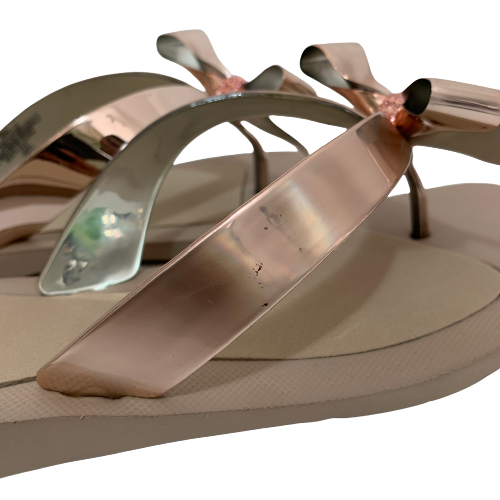 Guess tutu bow hot sale flip flops rose gold