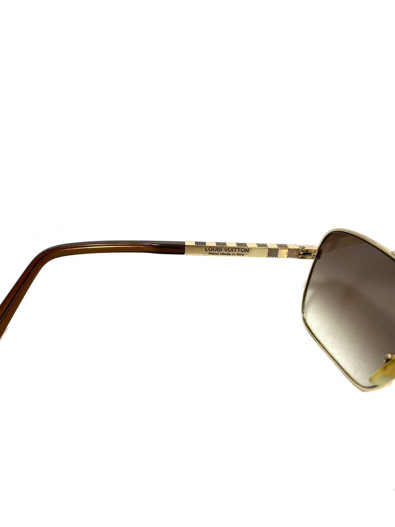 Louis Vuitton Sunglasses. Preowned. Style Z0259U 