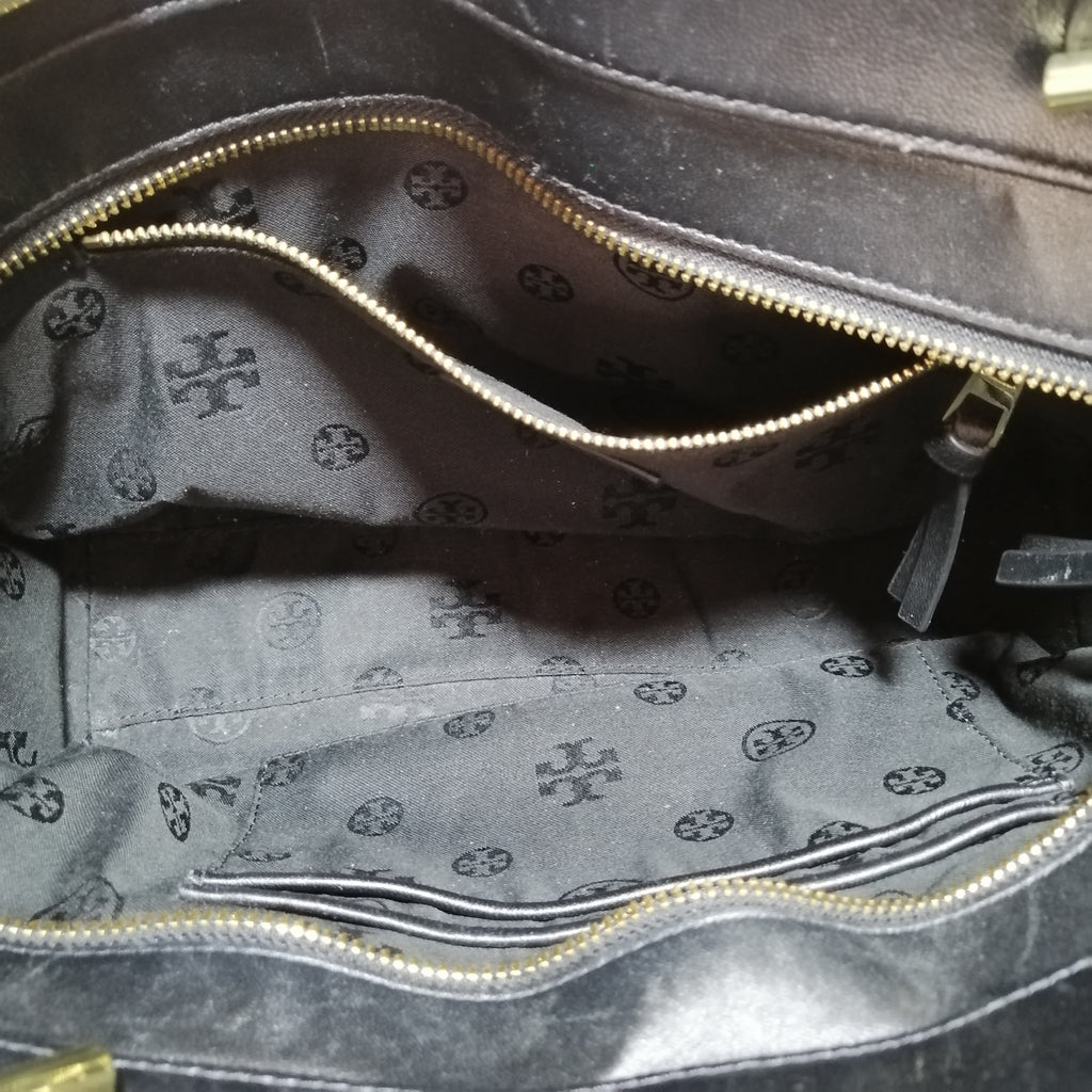Tory Burch Black Alexa Quilted Shoulder Bag | Pre Loved | | Secret Stash