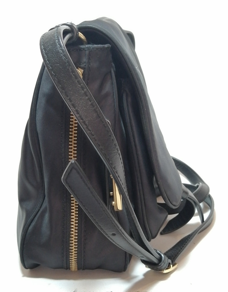 Marc Jacobs Black Zip That Mini Messenger Bag