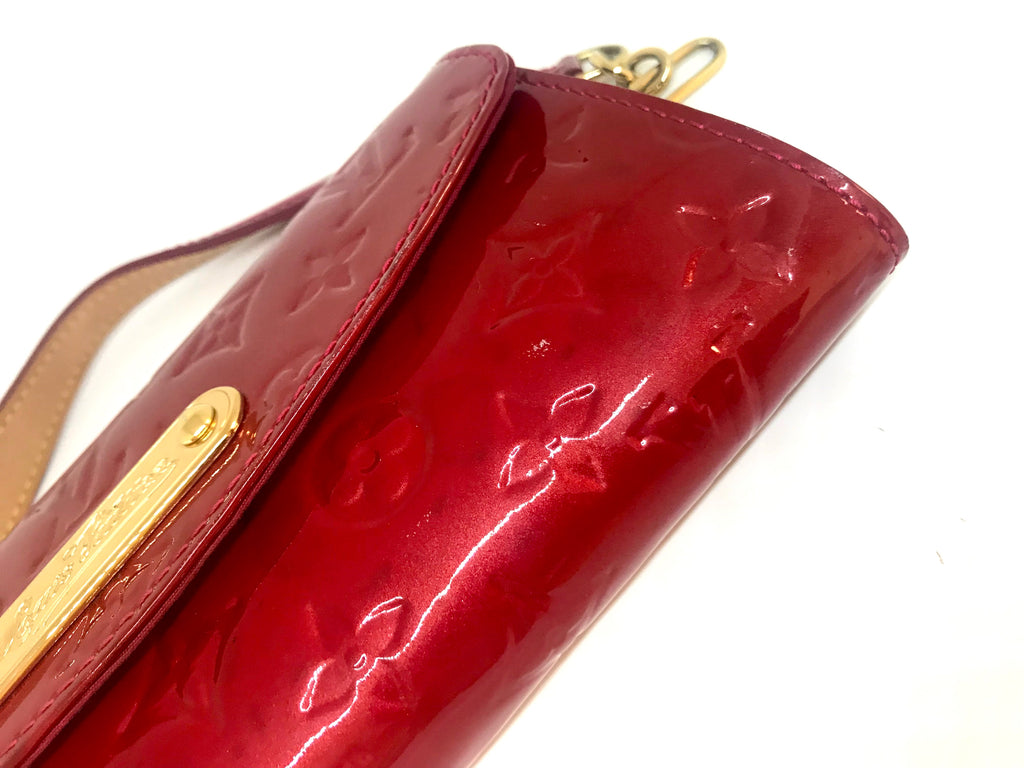Red monogram Vernis leather Louis Vuitton Sunset Boulevard clutch
