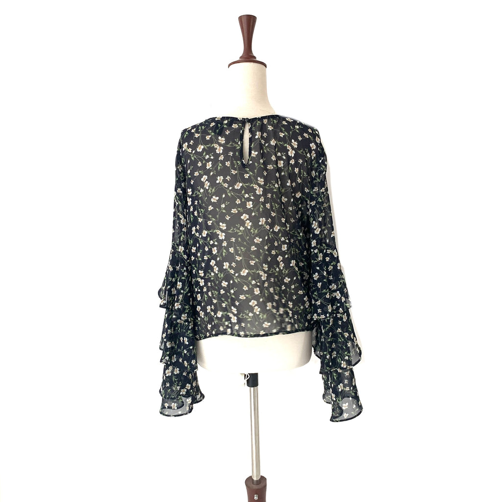 Forever 21 Black Floral Top | Gently Used |